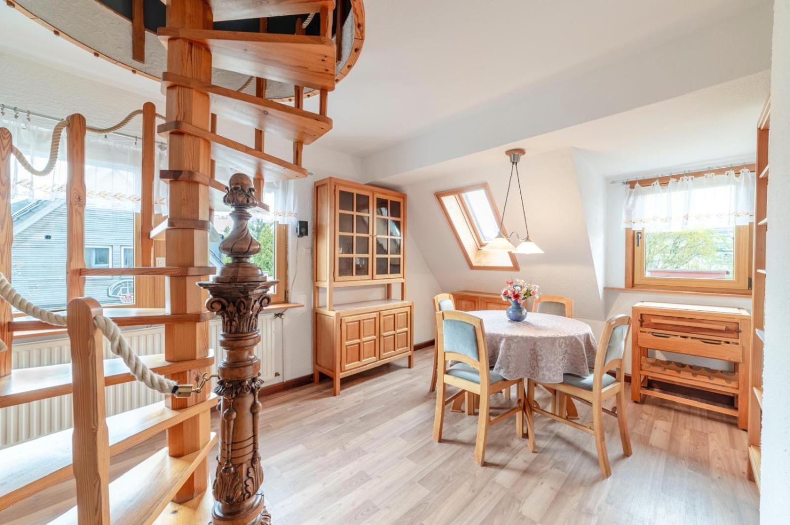 Cozy Villa With Garden, Balcony And Parking Area In Duesseldorf ภายนอก รูปภาพ
