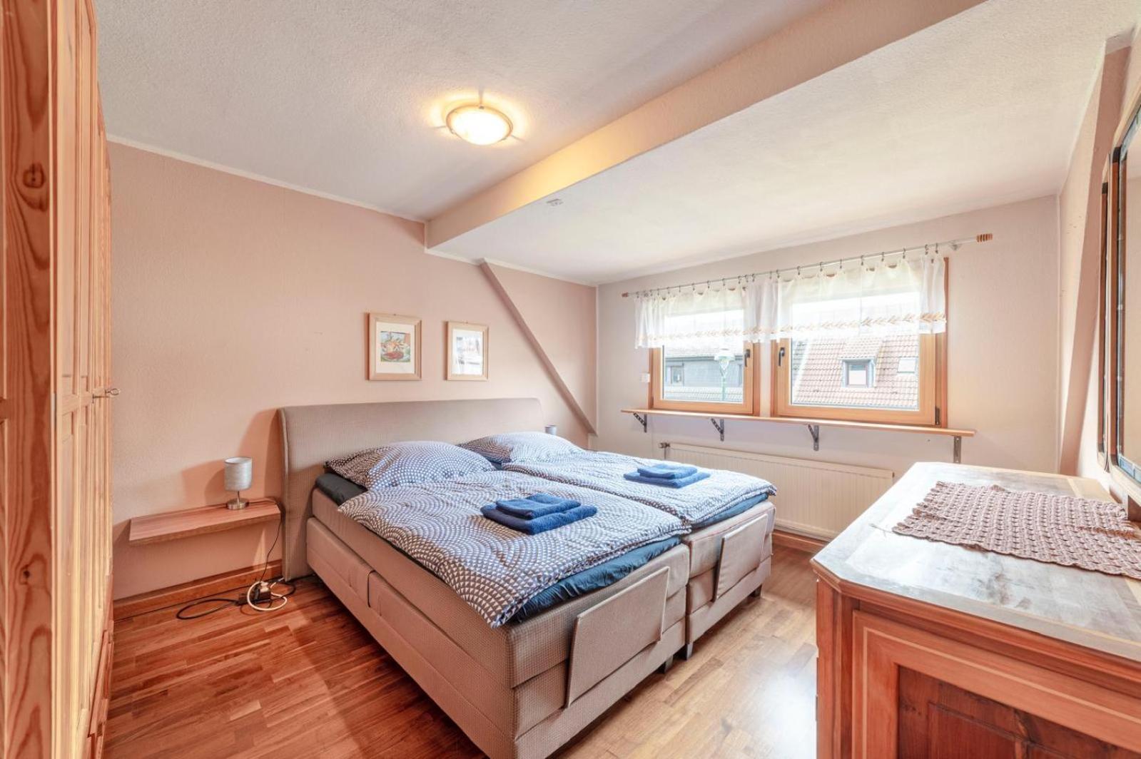Cozy Villa With Garden, Balcony And Parking Area In Duesseldorf ภายนอก รูปภาพ